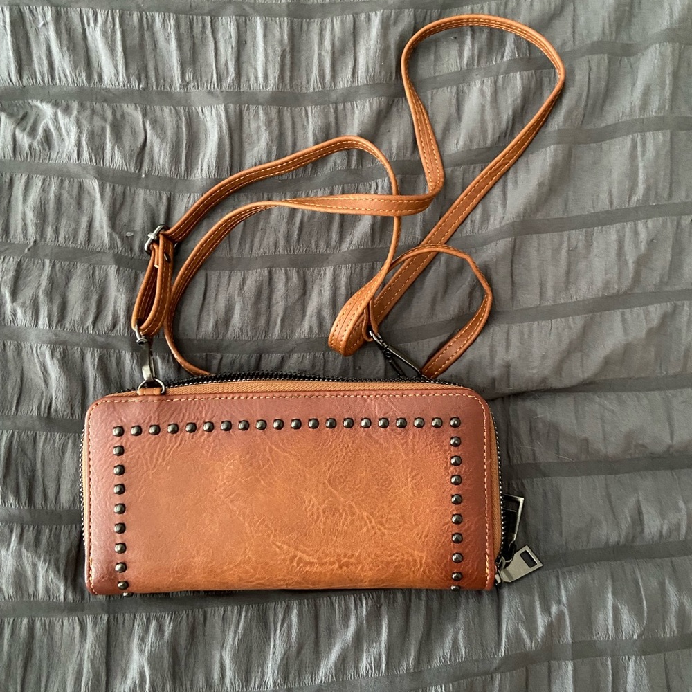 Crossbody purse